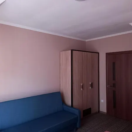 на березі черемошу Hotel