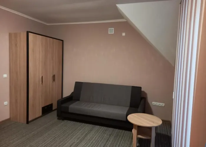 Hotel на березі черемошу *