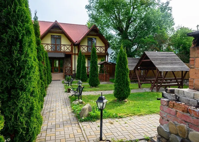 на березі черемошу *