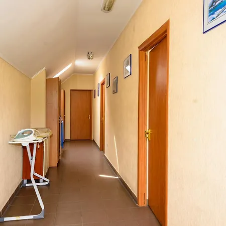 на березі черемошу